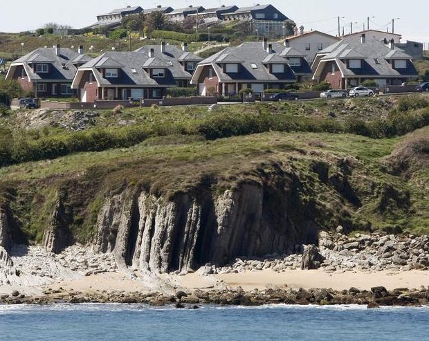 La Comunidad de Cantabria reforma la Ley de Suelo en favor de los terceros de buena fe afectados por sentencias de demolición